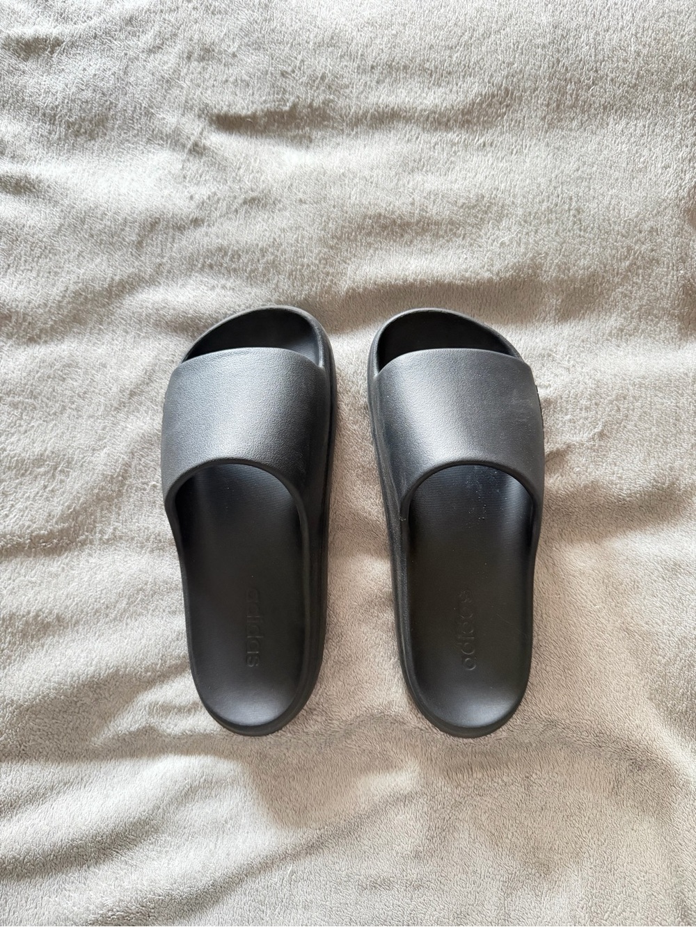Adidas slides